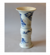 Zoom média réf. 121 (1/1): VASE GU, PORCELAINE, CHINE, PERIODE AKNGXI (1662-1722)